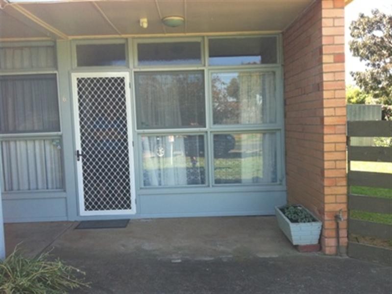 2/6 Pascoe Street, Rochester VIC 3561
