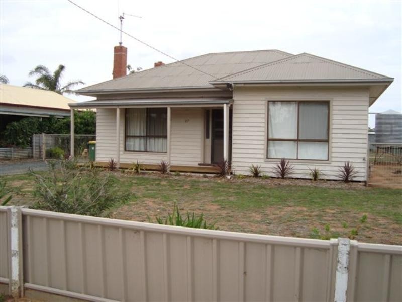 47 Dudley Street, Rochester VIC 3561