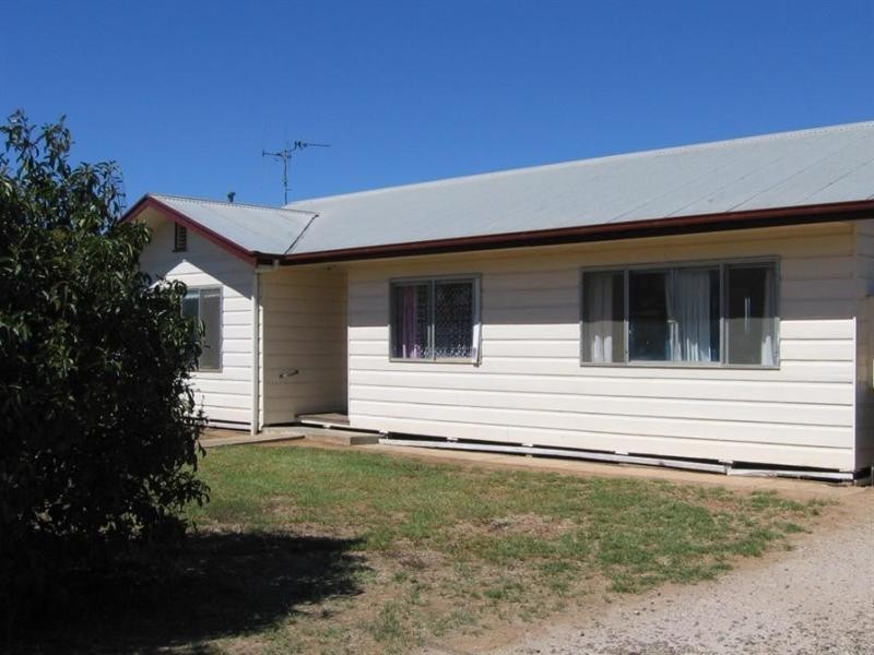 51 Dudley Street, Rochester VIC 3561