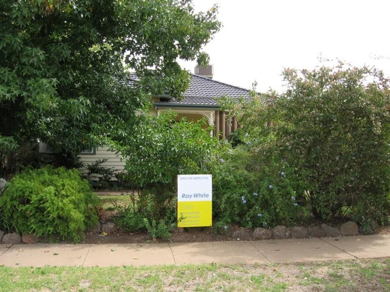 20 Mackay Street, Rochester VIC 3561