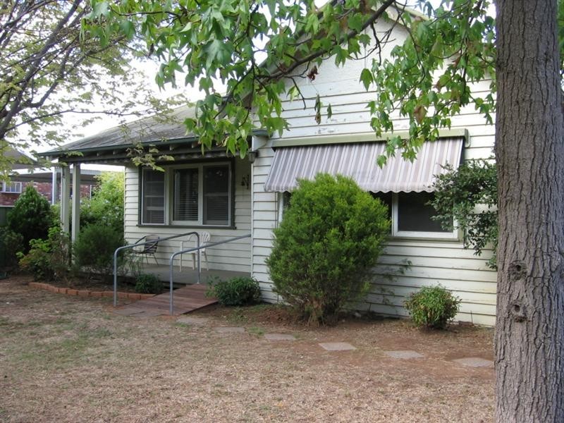 25 High Street, Rochester VIC 3561