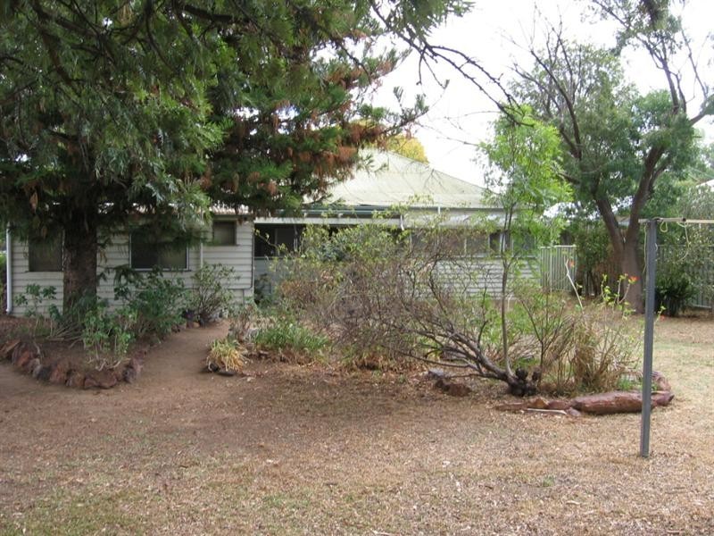 25 High Street, Rochester VIC 3561