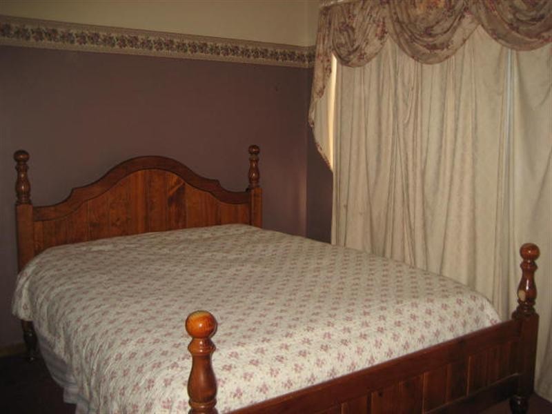 124 Mackay Street, Rochester VIC 3561