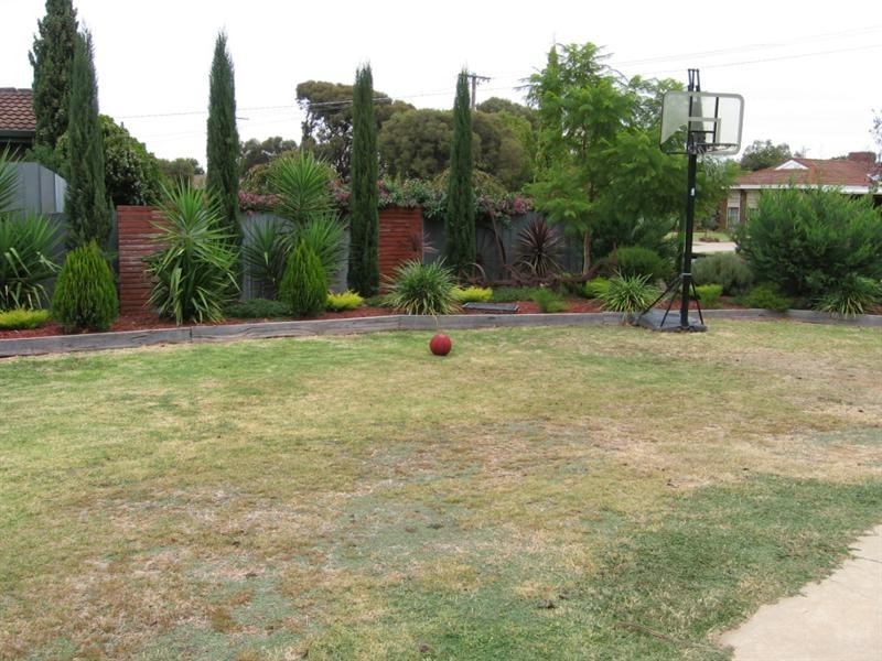 55 Northcote Street, Rochester VIC 3561