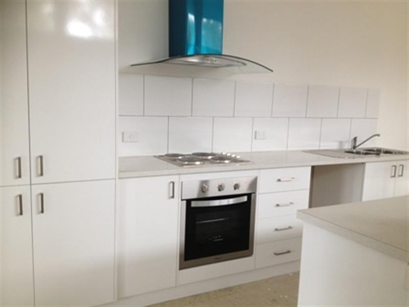 8 Bridge Road, Rochester VIC 3561