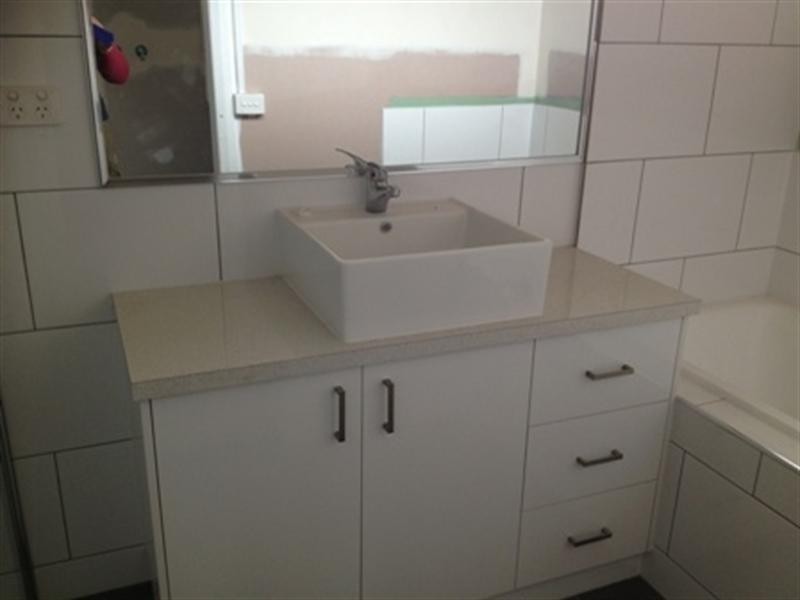 8 Bridge Road, Rochester VIC 3561