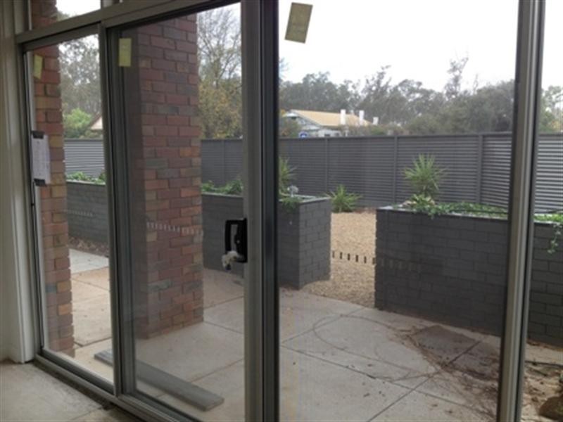 8 Bridge Road, Rochester VIC 3561