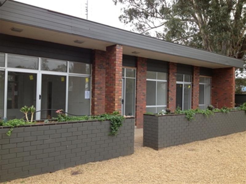 8 Bridge Road, Rochester VIC 3561