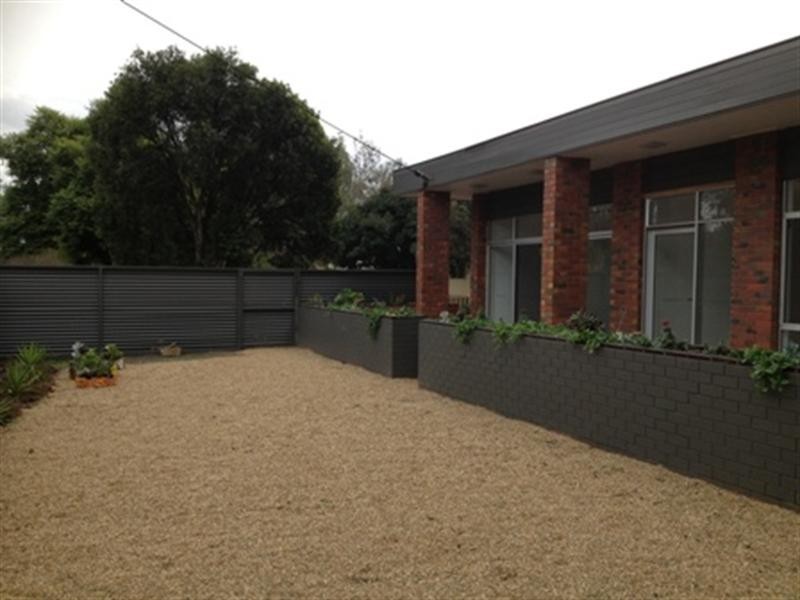 8 Bridge Road, Rochester VIC 3561