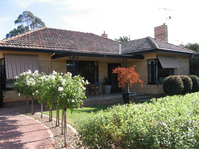 36 Victoria Street, Rochester VIC 3561