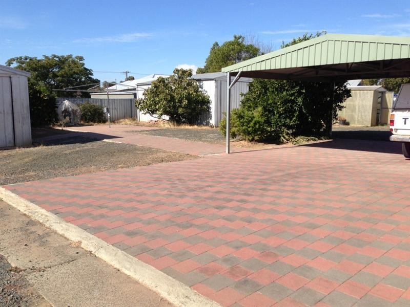 45 Queen Street, Rochester VIC 3561