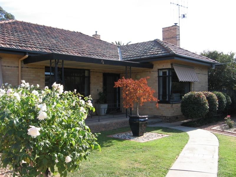 36 Victoria Street, Rochester VIC 3561