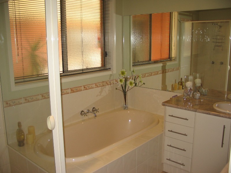 276 Cohen Road, Rochester VIC 3561