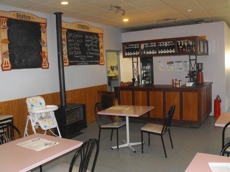 10 Moore Street, Rochester VIC 3561