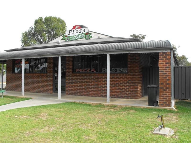 10 Moore Street, Rochester VIC 3561