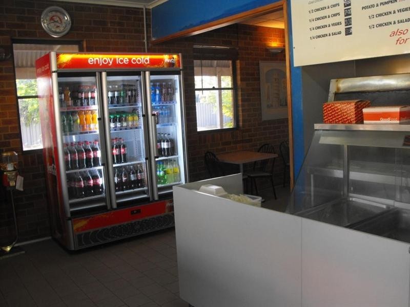 10 Moore Street, Rochester VIC 3561