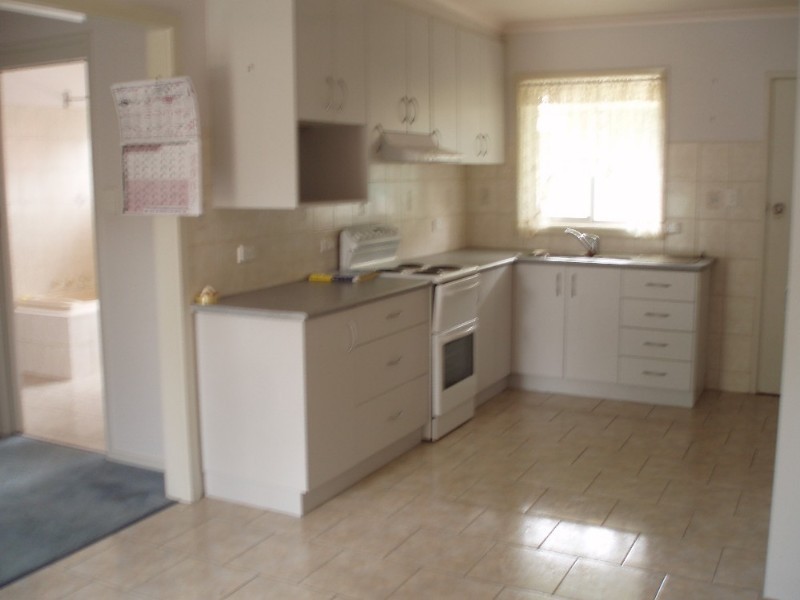 1/67 Railway Avenue, Stanhope VIC 3623