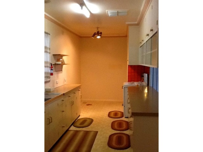 6 Dundas Street, St Arnaud VIC 3478