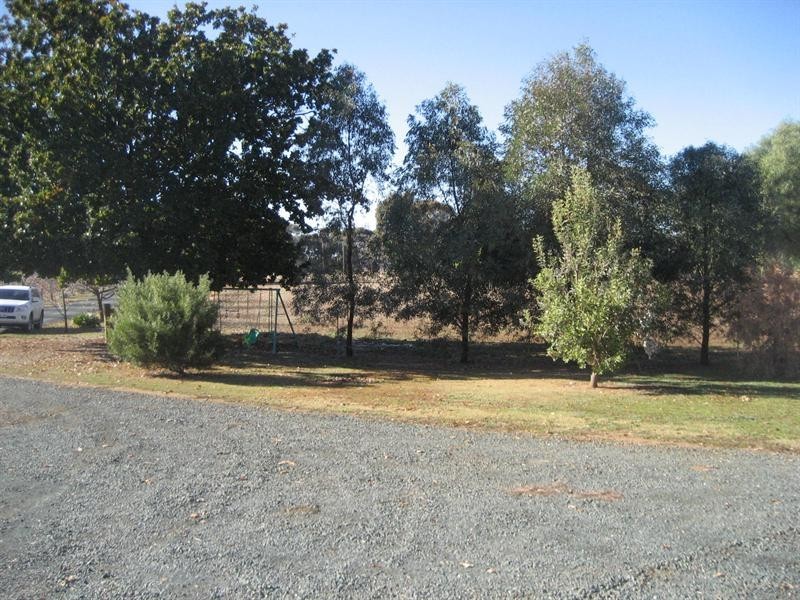 132 Railway Road, Rochester VIC 3561