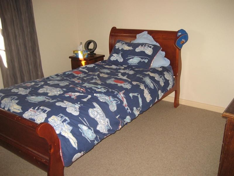 132 Railway Road, Rochester VIC 3561