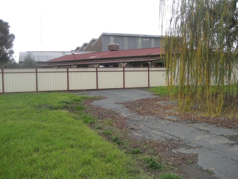 41 Lowry Street, Rochester VIC 3561