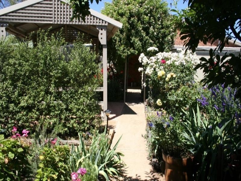 80 Ramsay Street, Rochester VIC 3561