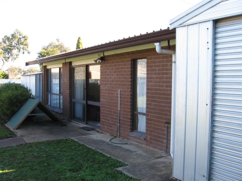 6 Wileman Street, Rochester VIC 3561