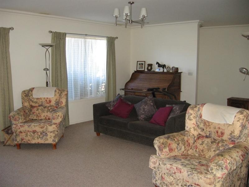 6 Wileman Street, Rochester VIC 3561