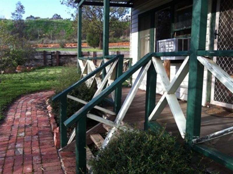 49 Belle Vue Road, Golden Square VIC 3555