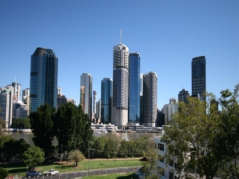 235 Main Street, Kangaroo Point QLD 4169