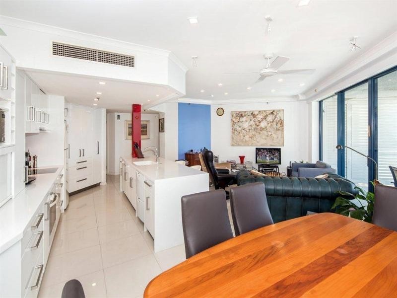 64/42 Ferry Street, Kangaroo Point QLD 4169