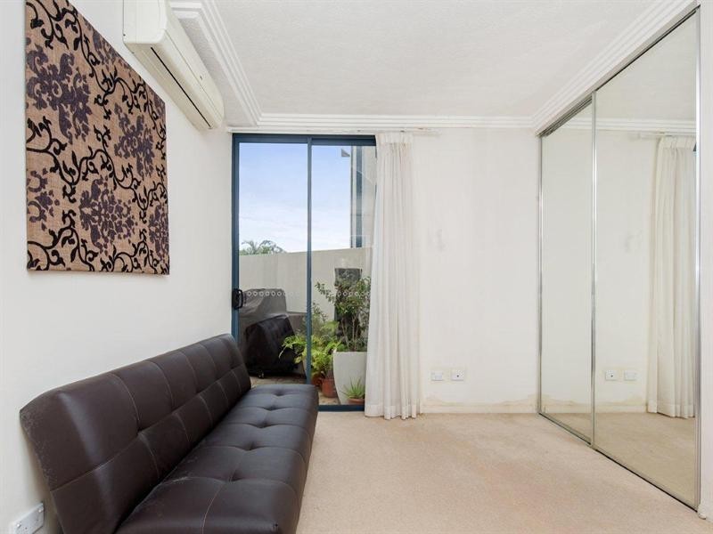 Apt 443/803 Stanley Street, Woolloongabba QLD 4102