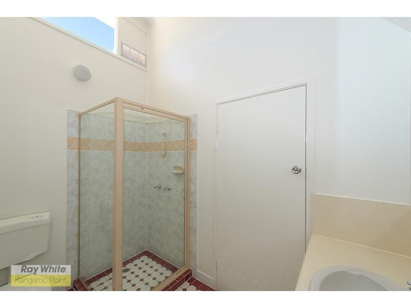 3/110 McIlwraith Avenue, Norman Park QLD 4170