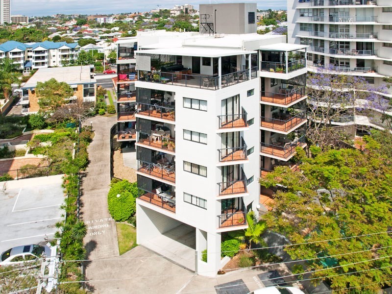 75 Thorn Street, Kangaroo Point QLD 4169