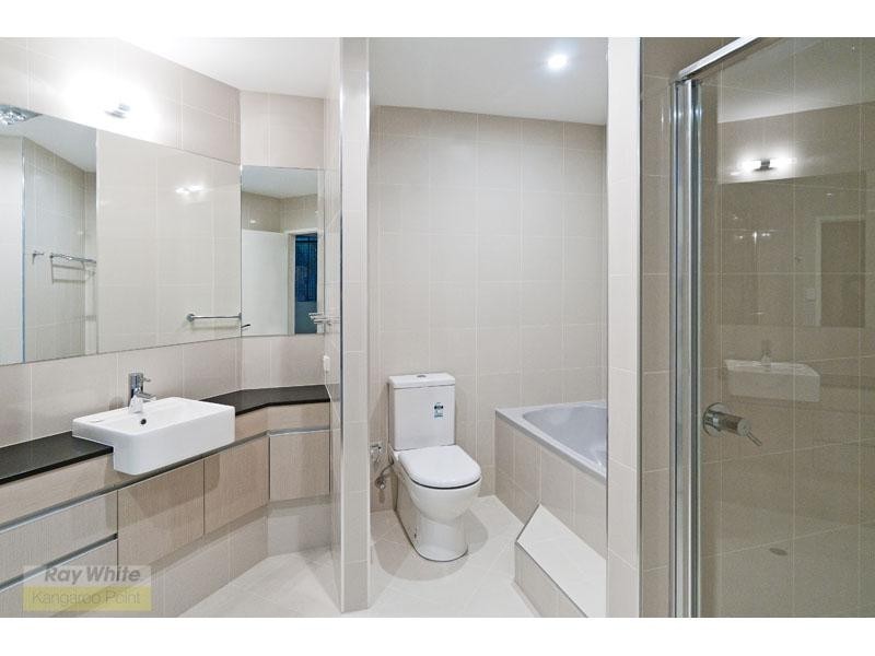 42 Ferry Street, Kangaroo Point QLD 4169