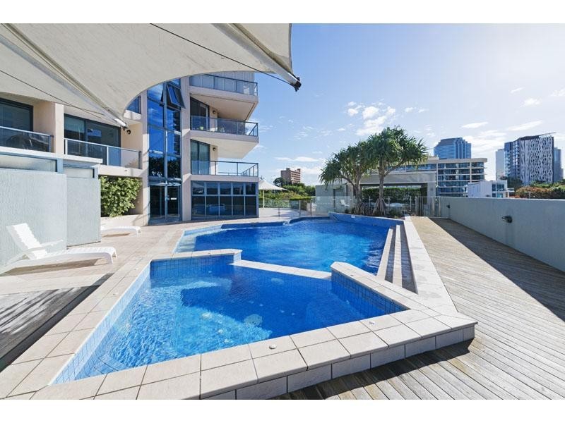 42 Ferry Street, Kangaroo Point QLD 4169