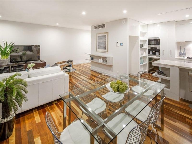 2403/25 Anderson Street, Kangaroo Point QLD 4169