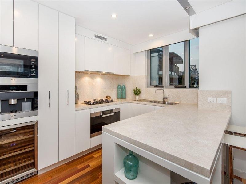 2403/25 Anderson Street, Kangaroo Point QLD 4169