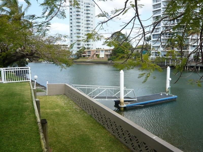 16 Paradise Island, Surfers Paradise QLD 4217