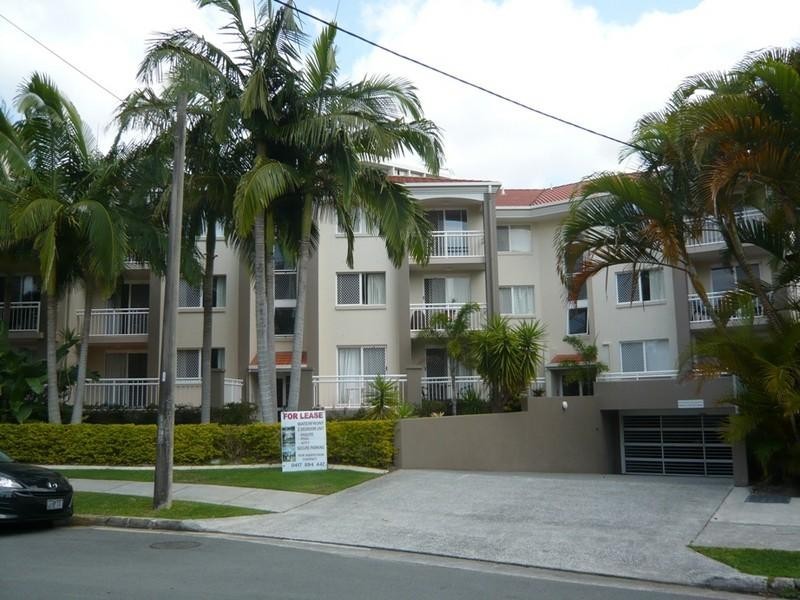 16 Paradise Island, Surfers Paradise QLD 4217