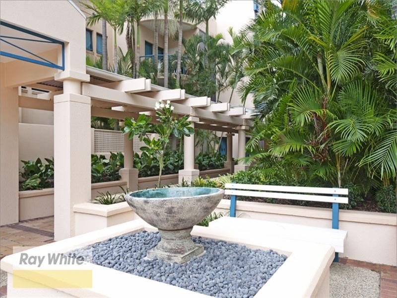 Villa 10/8 Goodwin Street, Kangaroo Point QLD 4169