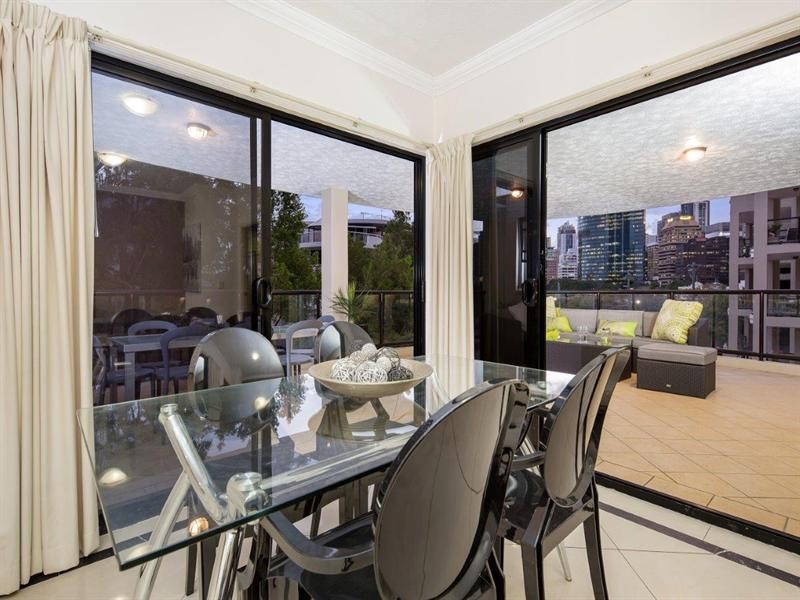 110/193 Main Street, Kangaroo Point QLD 4169