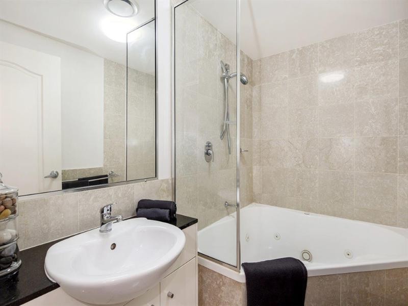 110/193 Main Street, Kangaroo Point QLD 4169