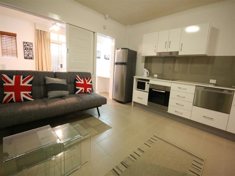 85 Deakin Street, Kangaroo Point QLD 4169
