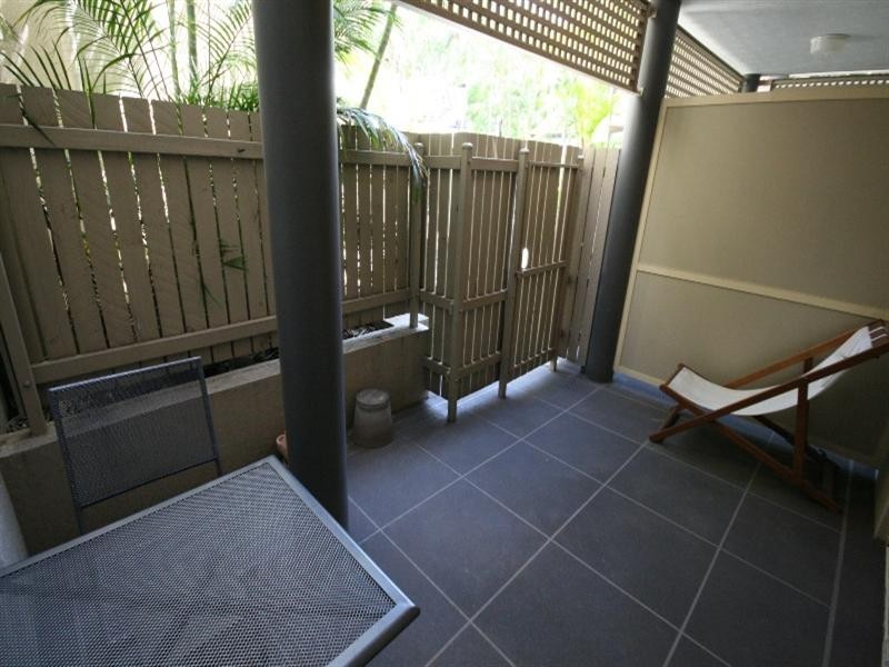 85 Deakin Street, Kangaroo Point QLD 4169