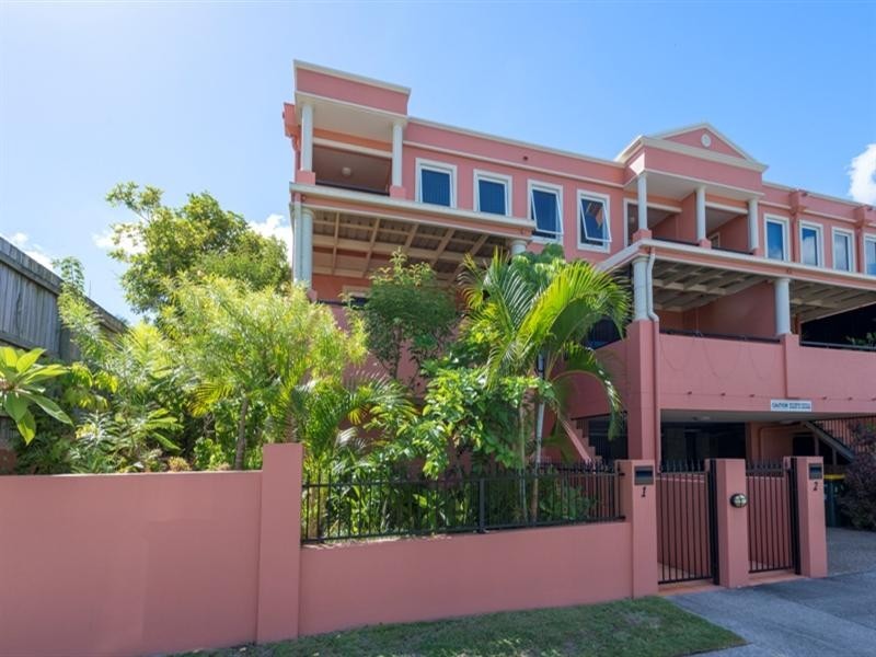 178 Juliette Street, Greenslopes QLD 4120