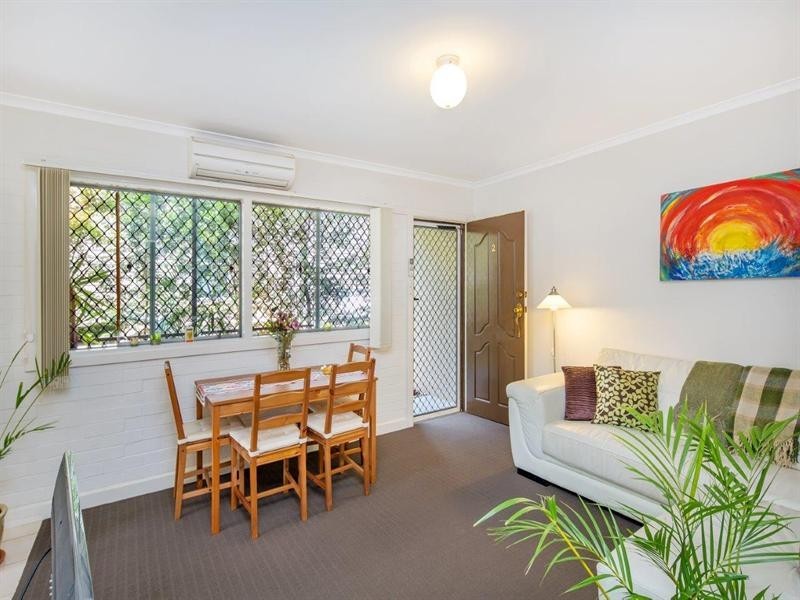 2/49 Lockerbie Street, Kangaroo Point QLD 4169