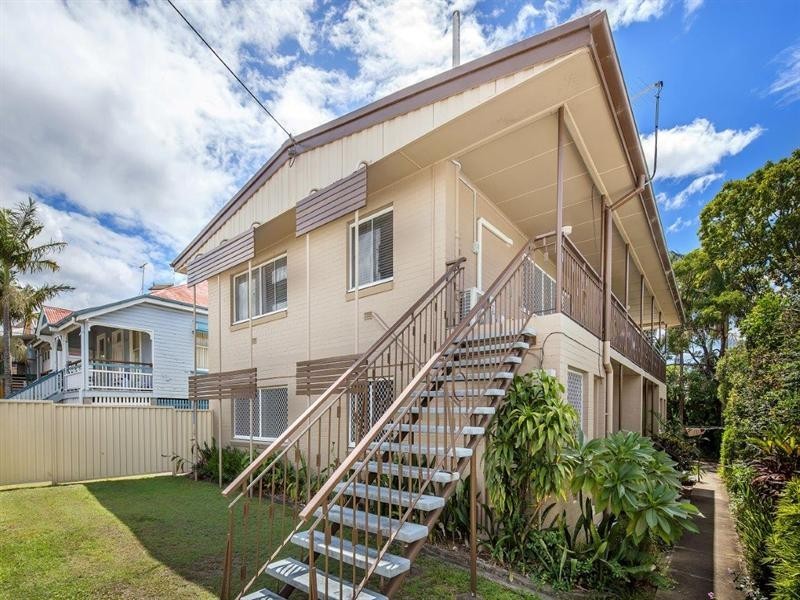 2/49 Lockerbie Street, Kangaroo Point QLD 4169