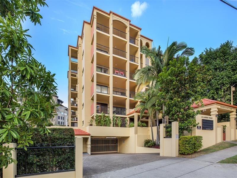 64 Lambert Street, Kangaroo Point QLD 4169