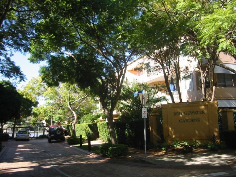 10 Goodwin Street, Kangaroo Point QLD 4169